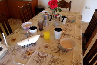 accommodation aurora villa breakfast