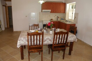 accommodation aurora villa kitchen